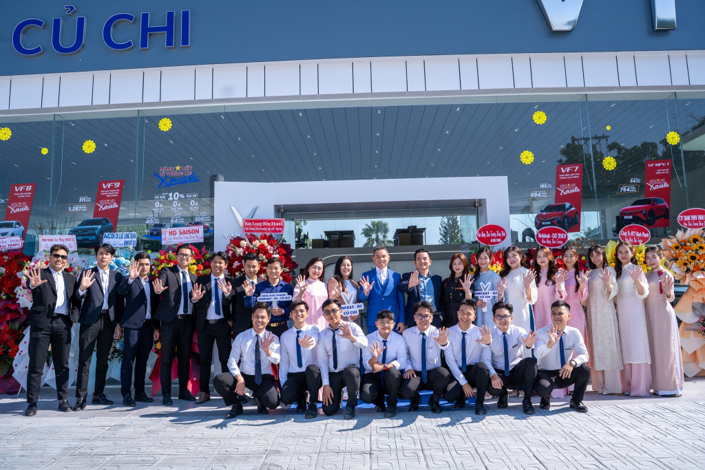 KPY bàn giao Vinfast D1