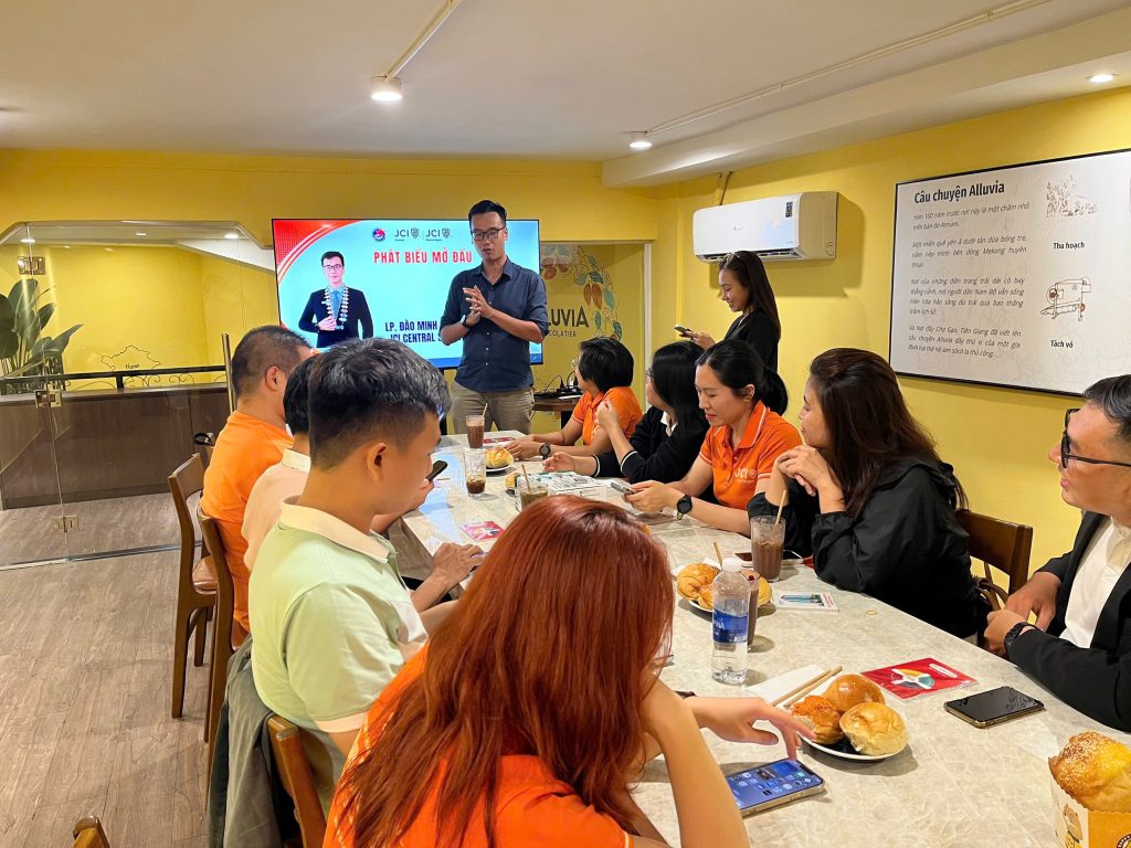 JCI Vietnam ghi dấu ấn quốc tế: Hai dự &aacute;n cộng đồng nhận t&agrave;i trợ 10.000 USD