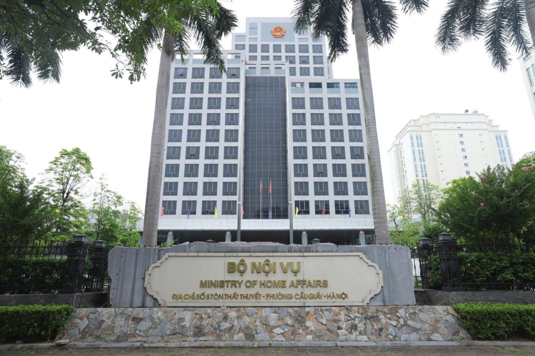 Bộ Nội vụ rà soát: nghiên cứu tiếp tục sắp xếp xã, phường chưa đạt chuẩn Bộ Nội vụ rà soát: nghiên cứu tiếp tục sắp xếp xã, phường chưa đạt chuẩn